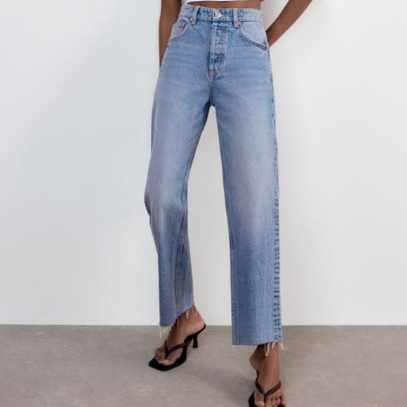 💖HOST PICK💖 ZARA Blue Hi-Rise Straight Leg Jean (Size 6 US/38 EUR) - Picture 1 of 7